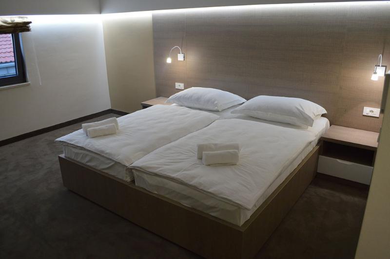 Hotel Narenta Metković Esterno foto