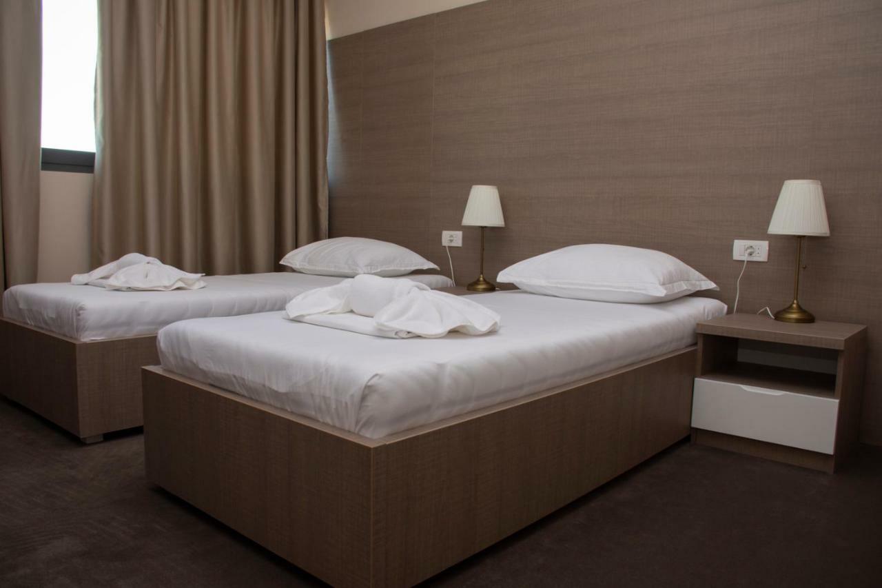 Hotel Narenta Metković Esterno foto